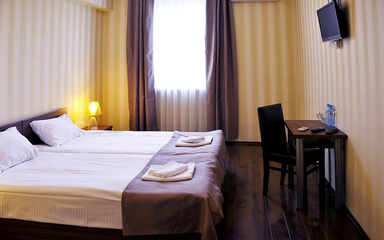 Athletics Hotel Tbilisi Ngoại thất bức ảnh