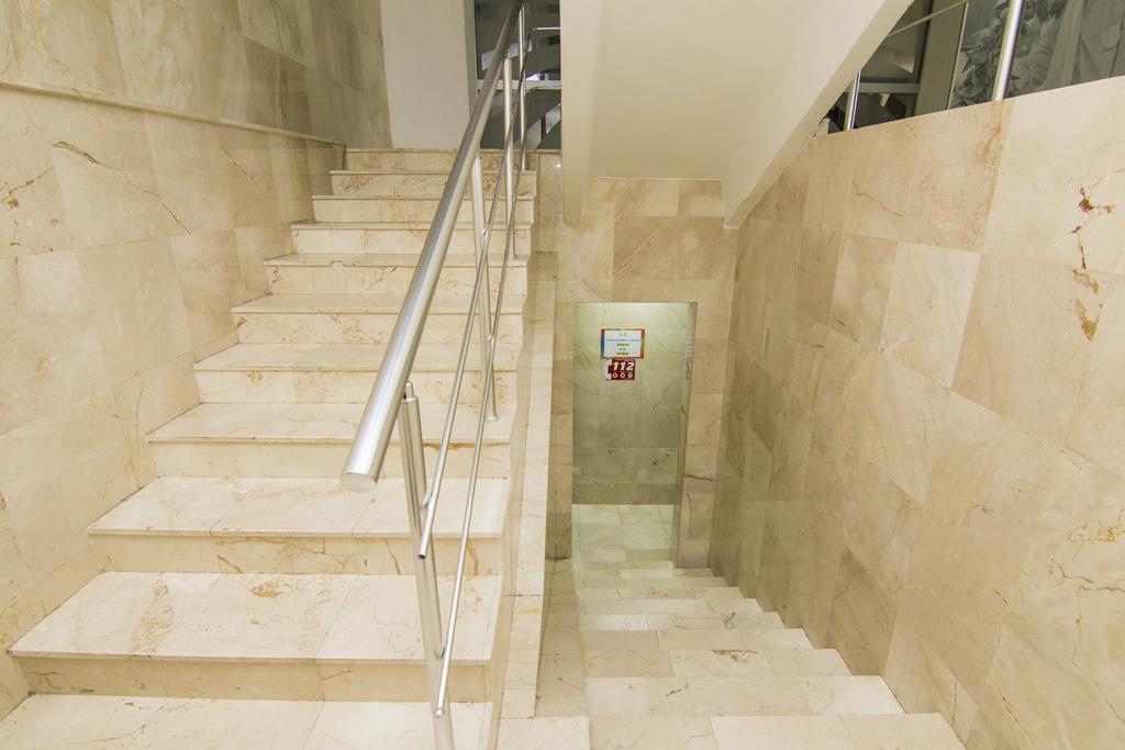 Athletics Hotel Tbilisi Ngoại thất bức ảnh
