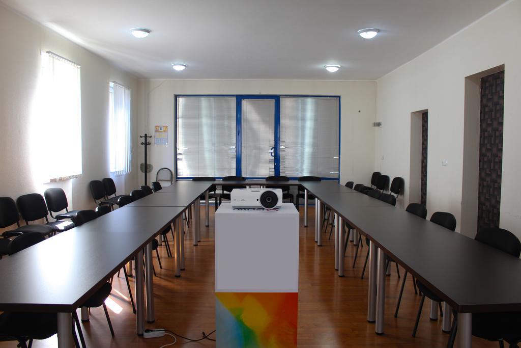 Athletics Hotel Tbilisi Ngoại thất bức ảnh