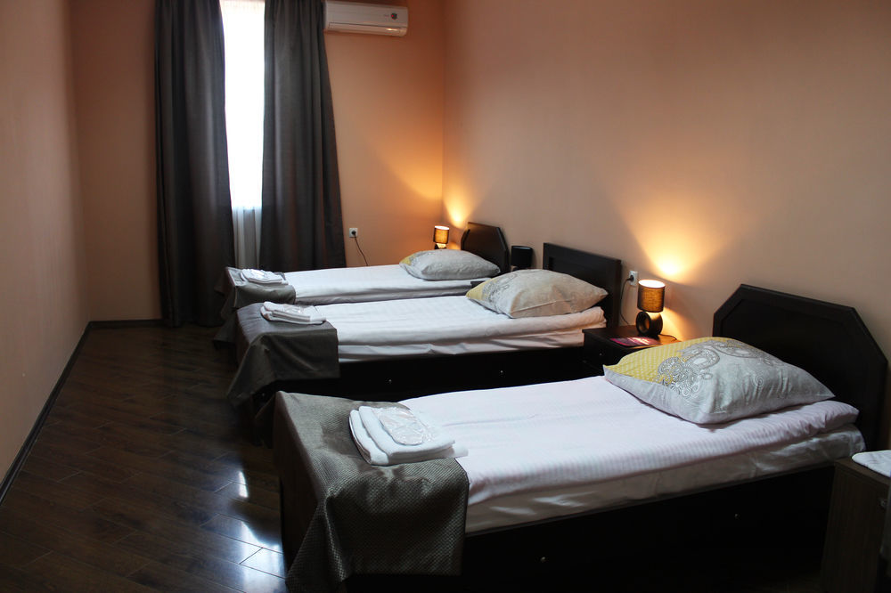 Athletics Hotel Tbilisi Ngoại thất bức ảnh